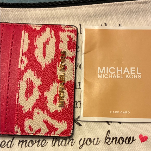 Michael Kors Hot Pink & White Card Holder Jet Set Travel $128 MSRP NEW - Picture 3 of 5